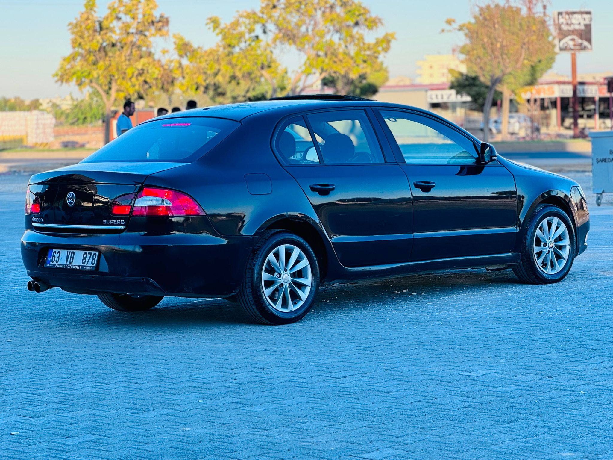 Akpirinç Group Emlak Auto